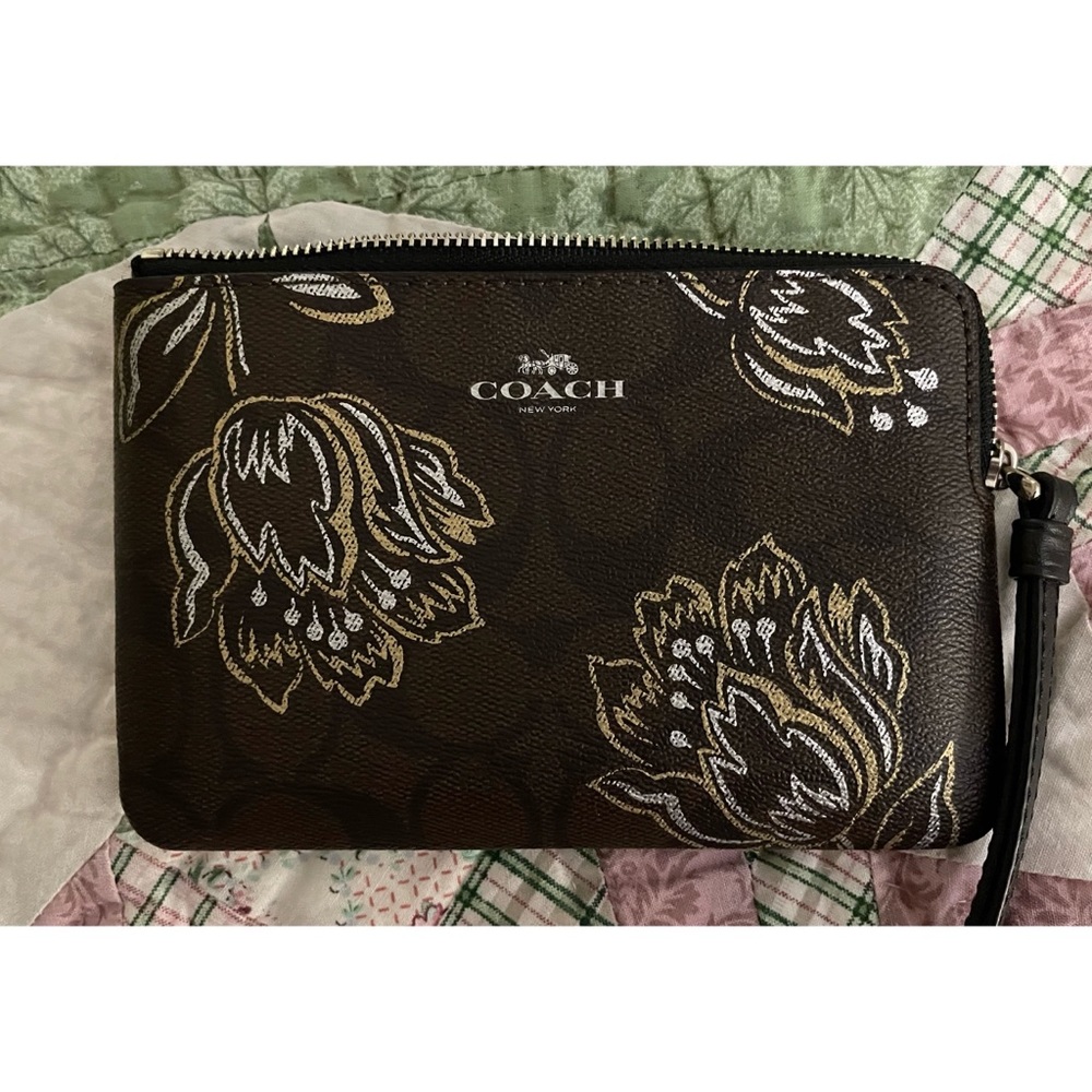 One COACH NWT wristlet metallic floral NEW